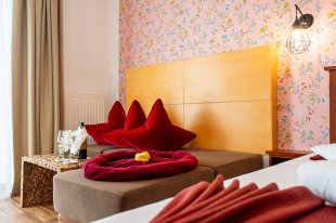 3_hotel_Krone_Lechaschau_Family_Suite.jpg